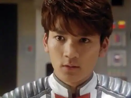 驻颜神秘方迪迦奥特曼扮演者年近五十实现逆生长