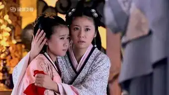 她和林心如合作演最小皇后,如今19岁长成了这样

