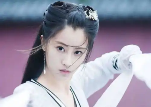 新神雕侠侣毛林林美成仙,男主还是90后小鲜肉,女主却被吐槽