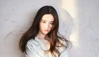 神仙姐姐刘亦菲再度翻红,在气质上,她从未遇到过对手