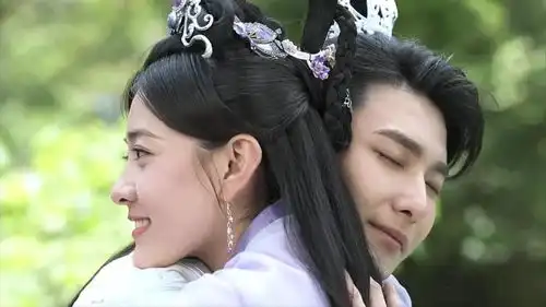 双世宠妃2目睹曲檀儿和大王爷在一起,墨连城吃醋了
