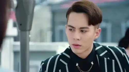 许你浮生若梦飞燕给星程通风报信,真是个忘恩负义的女人
