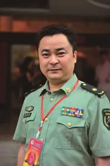 闪闪的红星潘冬子银幕的英雄,他哥却因演坏蛋而出名
