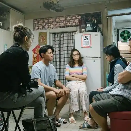 无线台大换血,新任监制走起写实风,有房才有爱情看哭蜗居男女