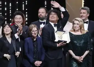 韩国影片寄生虫获戛纳电影节金棕榈奖