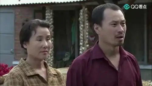 乡村爱情小夜曲谢广坤这老小子竟然出轨亲家母,老气鼻子都气歪了
