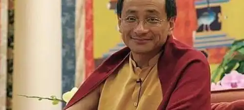 曾是不婚主义者,却爱上已婚的活佛男,历经7年直到怀孕才被扶正
