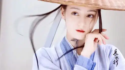 演艺圈新怪像,女主为何往往比男主还要大呢
