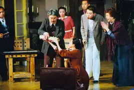 话剧油漆未干剧照1