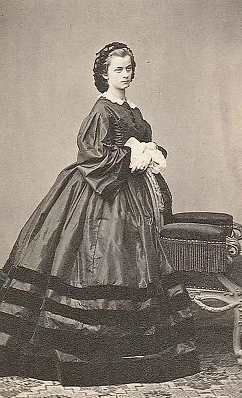 茜茜公主的姐姐奈奈,别人故事里的配角也能活出自己的大女主人生