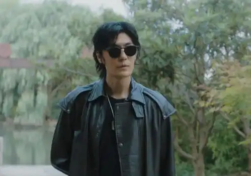 盗墓笔记杨好为什么不拜师黑眼镜反而非要跟着霍道夫
