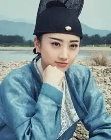 女星女扮男装迪丽热巴郑爽赵丽颖杨颖杨幂景甜谁雌雄难辩
