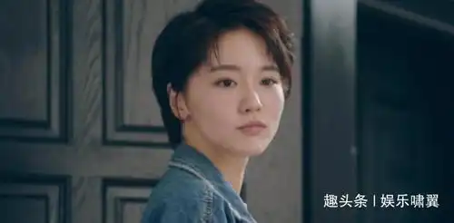 有种反差叫爱5的诸葛大力穿上吊带装,终于懂啥叫可盐可甜
