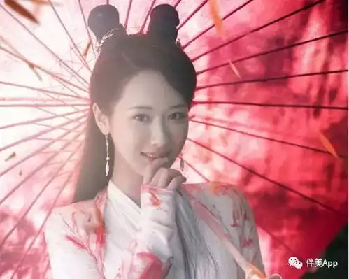 从国民闺女到百变网红,杨紫的整容史堪比刘谦的魔术
