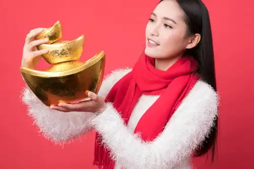 2021牛年6月,鸿运加持,苦尽甘来,5生肖顺风顺水,飞黄腾达
