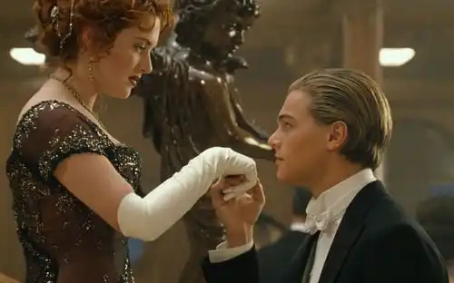 泰坦尼克号火爆全球,可几人知道,露丝后半生是怎么过的呢
