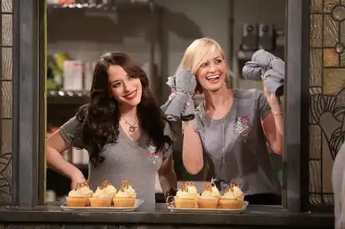 没有座位,甚至不让进这些谢绝入内的小店,却治愈了城市的流浪人
