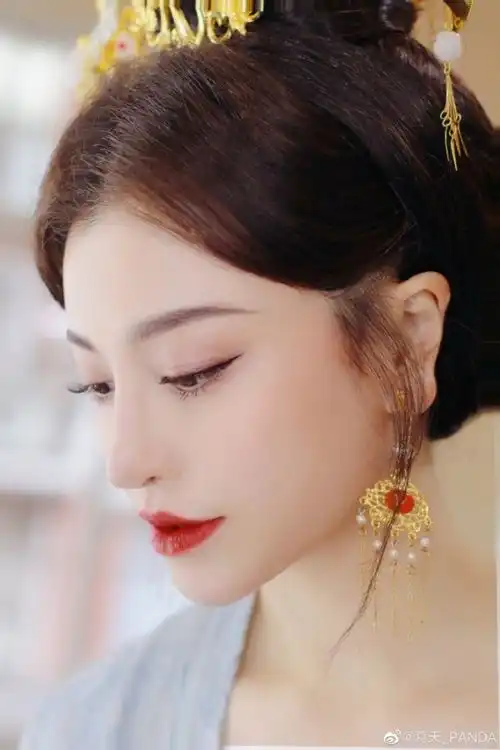 这就是好演员葛天新剧照曝光,眼神悲伤,令人难过