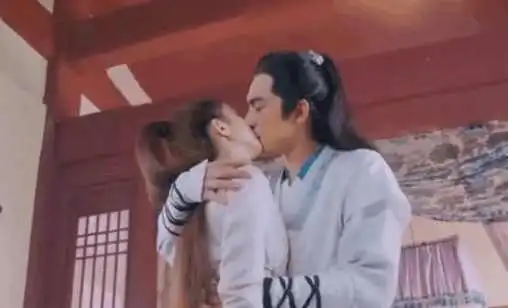 赵丽颖吻过的这几位男星你绝她和谁比较配呢
