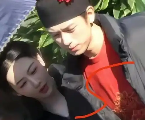 国色芳华杀青,看了杨紫的剧照,我才知道什么叫天选古人
