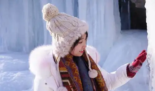 藏在辽宁本溪的冰雪仙境,冰瀑雪屯童话木屋,知名度不高游客很少
