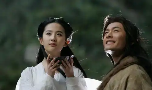 新神雕侠侣将播,小龙女人气不如李莫愁,看清剧照气质全无