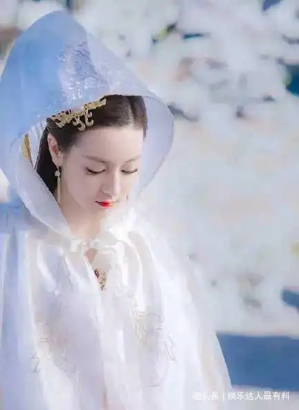 长歌行女二号赵露思艳压女一迪丽热巴想踩着女一快速走红
