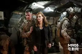 刺杀本拉登曝剧照查斯坦与钱德勒走廊争执
