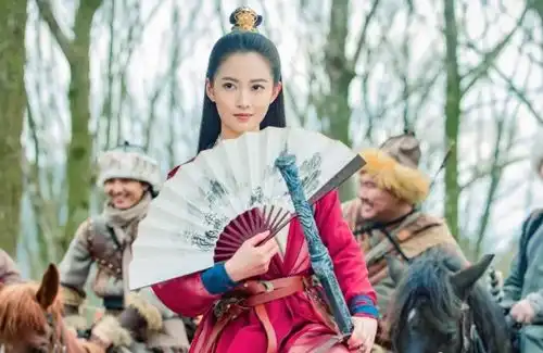 倚天屠龙记女主为何是赵敏周芷若有什么地方不如她