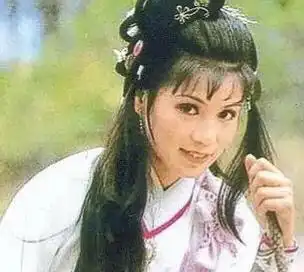 射雕英雄传黄蓉扮演者翁美玲23岁成名,26岁离世,死因成谜
