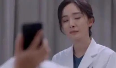 杨幂,看起来好疲惫