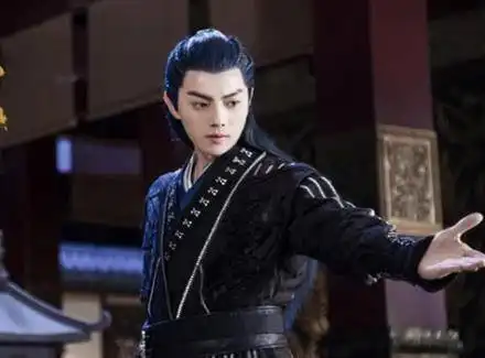 曾说绝不演古装美人的影后周冬雨演仙侠,剧照吸睛杨紫白挨骂了
