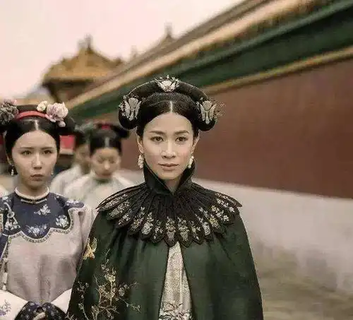延禧攻略主演撞脸半个娱乐圈,最后一对可以演双胞胎了

