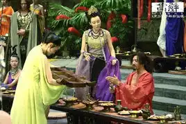 画壁发邹兆龙剧照变仙境怪叔叔享艳福
