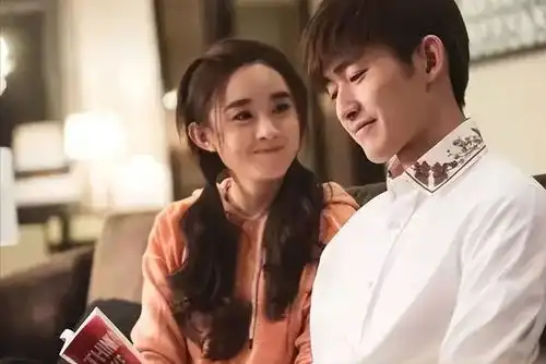 果郡王李东学不红,是因为他正在另一个圈子里,红得发紫
