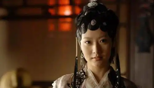 乘风破浪的姐姐开播,白冰自曝已离婚,前夫曾深夜约会郑元畅
