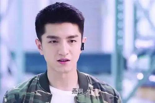 美女先后与兵哥哥邂逅两次,没想到兵哥哥能做出这种事,换做是你你该怎么办
