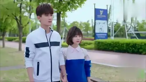 浪花一朵朵不忍心,为了云朵唐一白拒绝小不点的感情