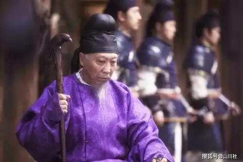 为什么都说京官大三级呢