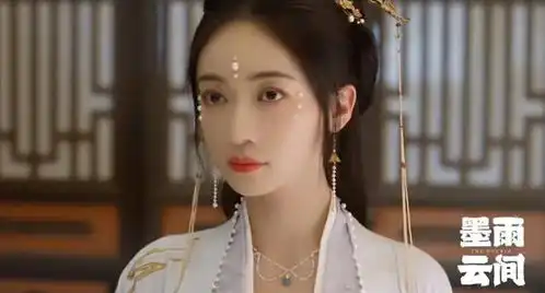 电视剧镜头有多严苛貌美如花的短剧女主,在于正新剧里泯然众人