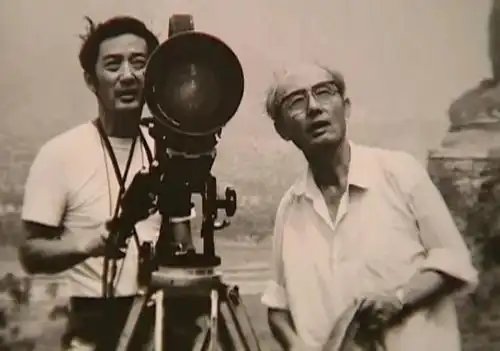 投资1亿,动用13万军人当群演,这部鸿篇巨制,是国产片的天花板
