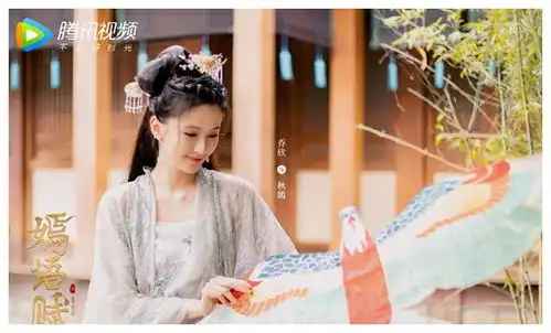 乔欣姐妹cos卡戴珊姐妹,打扮时髦气质出众,网友神还原
