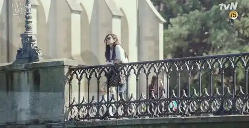 替你挖出来了爱的迫降孙艺珍玄彬狂撒狗粮的地方
