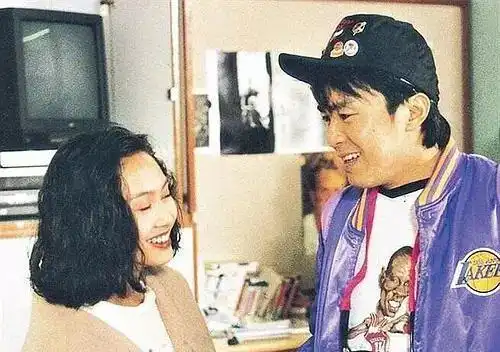 爱过郭富城,情断周星驰,最美女神朱茵最后为何嫁给了黄贯中