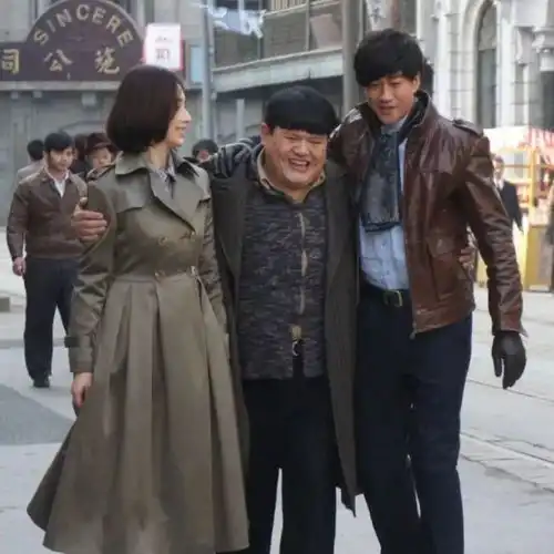 春晚他是电影无名之辈中重量级演员,他在贵州春晚演小品,他是......
