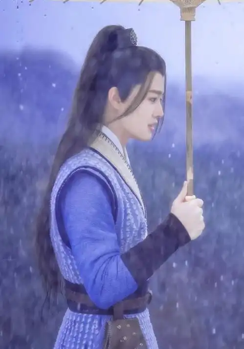 任嘉伦新剧要播出,看剧照就心动不已,感觉要比锦衣之下都火