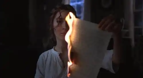 papi酱人设崩塌这事,早有伏笔