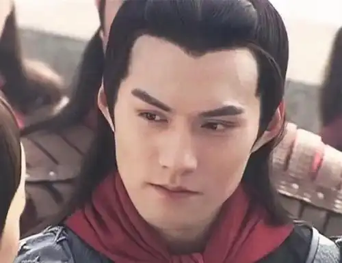 古装堪比演员的照妖镜,现代装明明很帅,古装造型却一言难尽
