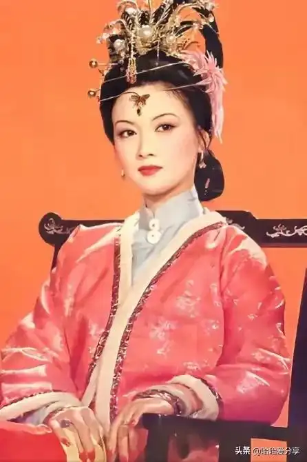 夏明辉我本想演贾母,却意外成就了红楼梦最经典王熙凤
