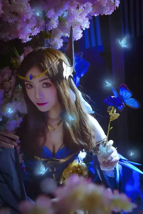 王者荣耀貂蝉仲夏夜之梦cos,这个夏天真的很美好哦

